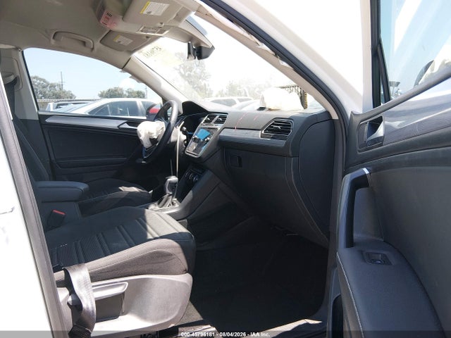 2024 Volkswagen Tiguan 2.0t S მანქანა იყიდება აუქციონზე, vin: 3VVRB7AX5RM186037, აუქციონის ნომერი: 45796181