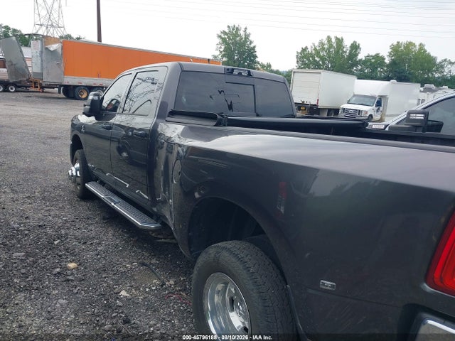 3C63RRGL2PG624970 RAM 3500 Tradesman 4x4 8&#039; Box