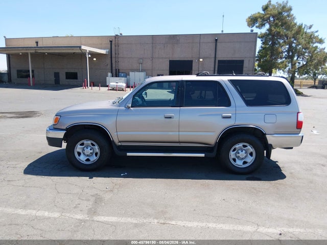 Продажа на аукционе авто 2001 Toyota 4runner Sr5 V6, vin: JT3GN86R210183542, номер лота: 45796190