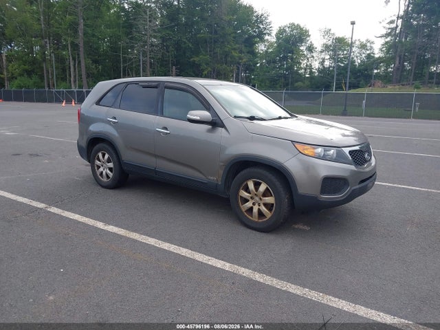 Auction sale of the 2013 Kia Sorento Lx, vin: 5XYKTCA65DG341852, lot number: 45796196