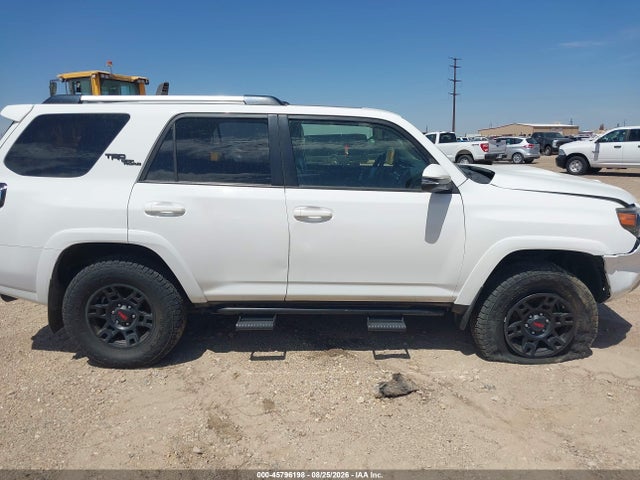 Продажа на аукционе авто 2018 Toyota 4runner Trd Off Road Premium, vin: JTEBU5JR5J5530567, номер лота: 45796198
