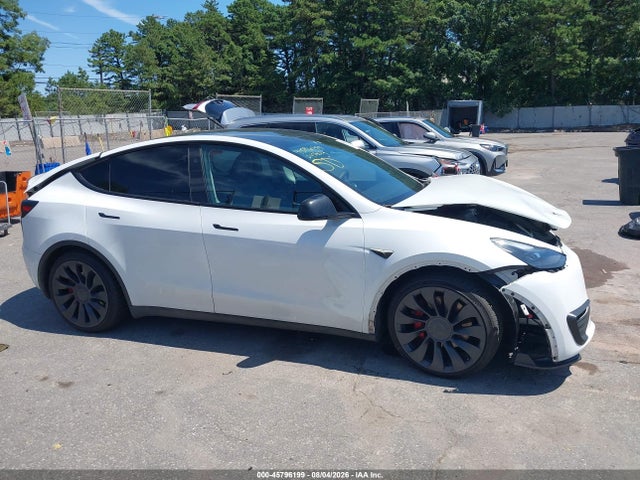 45796199 :رقم المزاد ، 7SAYGDEF8RA264214 vin ، 2024 Tesla Model Y Performance Dual Motor All-wheel Drive مزاد بيع