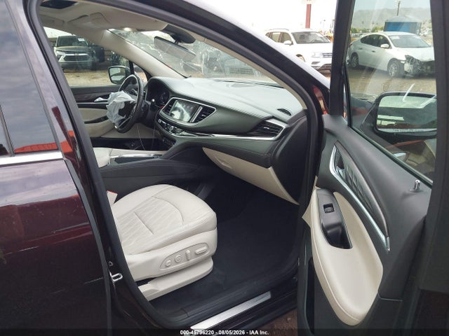 Продаж на аукціоні авто 2022 Buick Enclave Fwd Avenir, vin: 5GAERDKW3NJ176211, номер лоту: 45796220