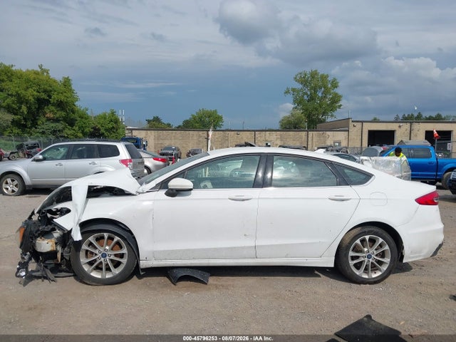 2020 Ford Fusion Hybrid Se მანქანა იყიდება აუქციონზე, vin: 3FA6P0LU6LR101705, აუქციონის ნომერი: 45796253