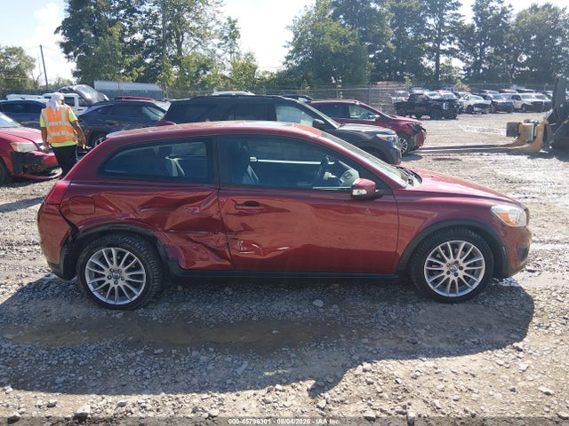Продажа на аукционе авто 2011 Volvo C30 T5 (retail Only), vin: YV1672MK6B2239101, номер лота: 45796301