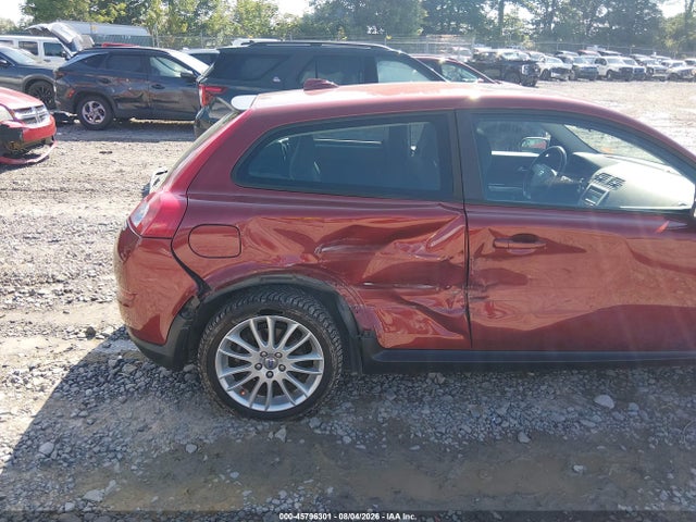 Продажа на аукционе авто 2011 Volvo C30 T5 (retail Only), vin: YV1672MK6B2239101, номер лота: 45796301