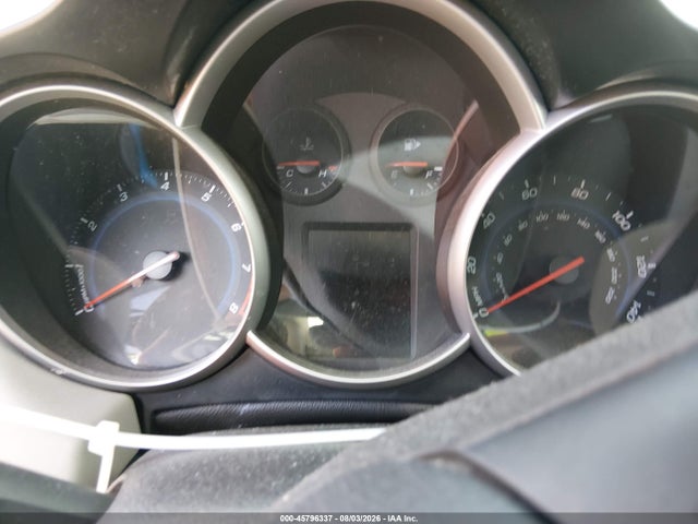 1G1PA5SG6E7209334 Chevrolet Cruze Ls Auto