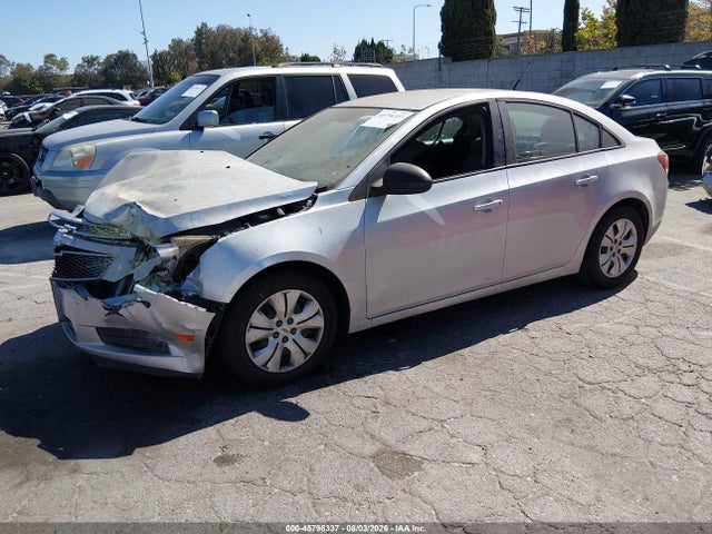 1G1PA5SG6E7209334 Chevrolet Cruze Ls Auto