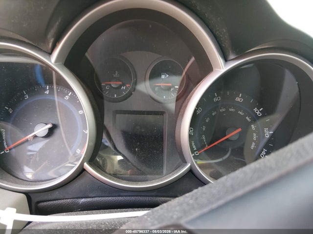 1G1PA5SG6E7209334 Chevrolet Cruze Ls Auto