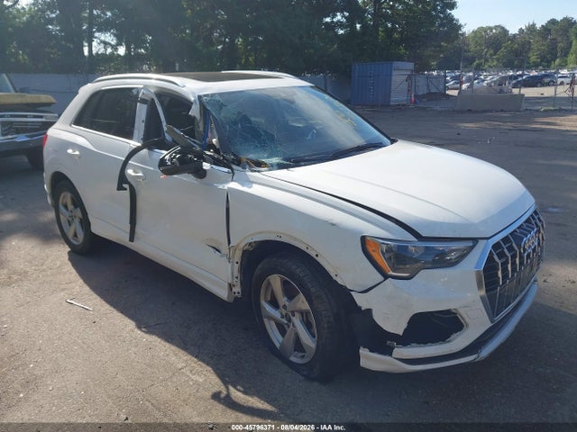 Продаж на аукціоні авто 2021 Audi Q3 Premium 40 Tfsi Quattro Tiptronic, vin: WA1AUCF30M1092250, номер лоту: 45796371