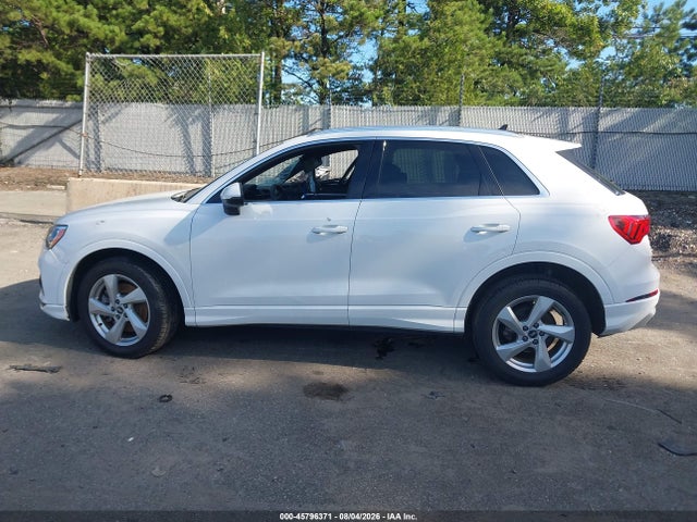 Aukcja sprzedaży 2021 Audi Q3 Premium 40 Tfsi Quattro Tiptronic, vin: WA1AUCF30M1092250, numer aukcji: 45796371
