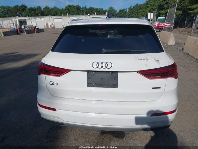 Aukcja sprzedaży 2021 Audi Q3 Premium 40 Tfsi Quattro Tiptronic, vin: WA1AUCF30M1092250, numer aukcji: 45796371