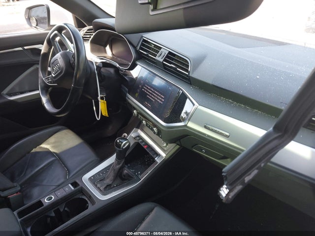 Aukcja sprzedaży 2021 Audi Q3 Premium 40 Tfsi Quattro Tiptronic, vin: WA1AUCF30M1092250, numer aukcji: 45796371