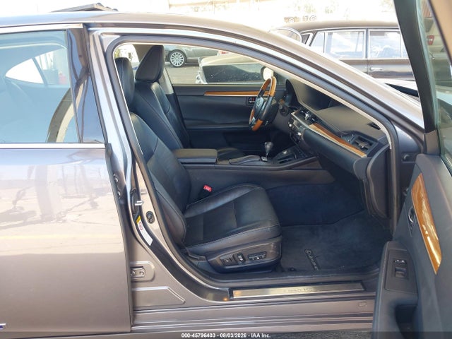 Aukcja sprzedaży 2015 Lexus Es 300h, vin: JTHBW1GG4F2091219, numer aukcji: 45796403
