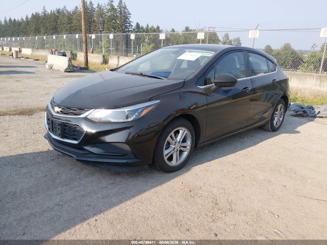 Chevrolet Cruze Lt Auto 2018 3G1BE6SM2JS585597 Image 2
