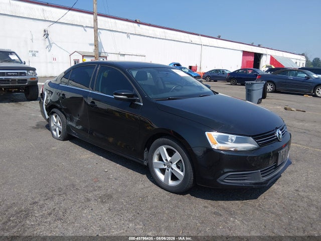 2014 3VWLL7AJ4EM392745 main image