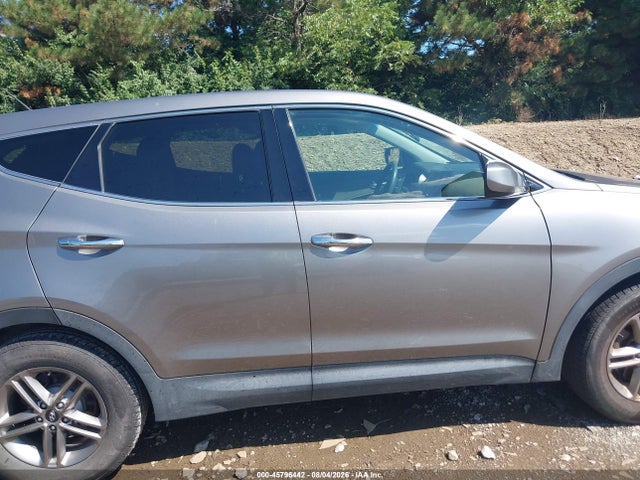 Продаж на аукціоні авто 2018 Hyundai Santa Fe Sport 2.4l, vin: 5NMZT3LB3JH077850, номер лоту: 45796442