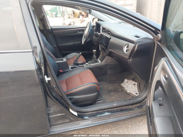 Toyota COROLLA SE 2018 2T1BURHE9JC986699 Image 5
