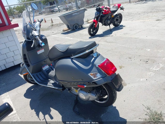 Vespa Gts 300 Super 2016 ZAPM459L7G5101080 Image 3