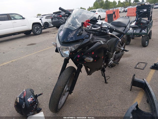 45796513 :رقم المزاد ، MLHMC4103C5205668 vin ، 2012 Honda Cbr250 R مزاد بيع