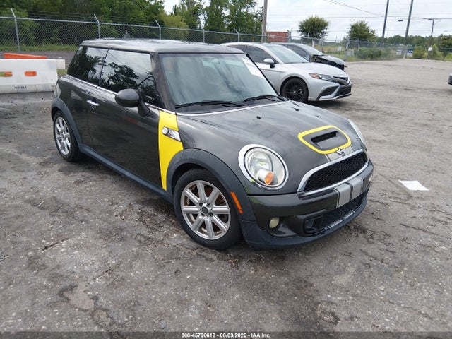 Продажа на аукционе авто 2013 Mini Hardtop Cooper S, vin: WMWSV3C55DT394051, номер лота: 45796612