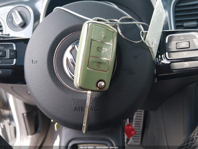 2012 Volkswagen Beetle 2.0t Turbo მანქანა იყიდება აუქციონზე, vin: 3VWV67AT0CM616964, აუქციონის ნომერი: 45796651