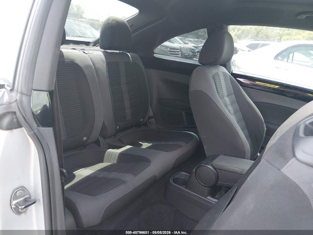 2012 Volkswagen Beetle 2.0t Turbo მანქანა იყიდება აუქციონზე, vin: 3VWV67AT0CM616964, აუქციონის ნომერი: 45796651