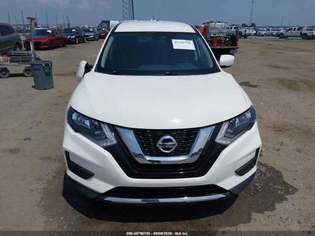 2017 Nissan Rogue S მანქანა იყიდება აუქციონზე, vin: 5N1AT2MTXHC793910, აუქციონის ნომერი: 45796700