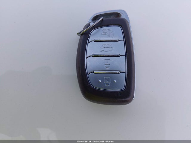 Продажа на аукционе авто 2020 Hyundai Elantra Value Edition, vin: 5NPD84LFXLH518027, номер лота: 45796724