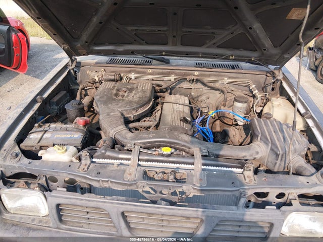 45796816 :رقم المزاد ، 1N6SD11S4PC408770 vin ، 1993 Nissan Truck Short Wheelbase مزاد بيع