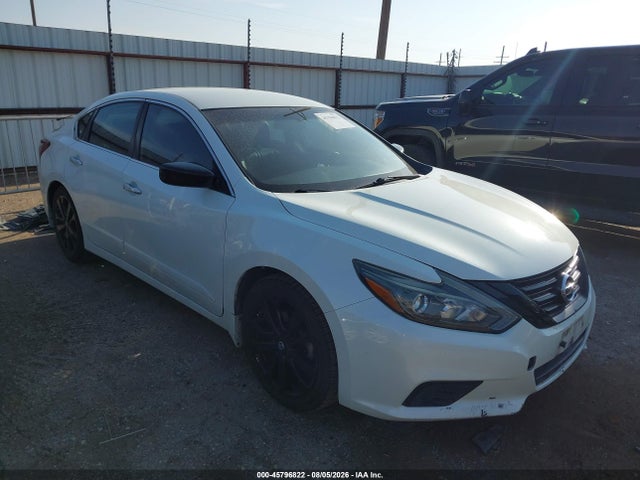 Auction sale of the 2018 Nissan Altima 2.5 Sr, vin: 1N4AL3AP1JC157924, lot number: 45796822