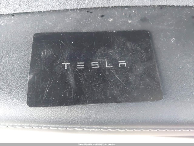 2025 Tesla Model Y Long Range Dual Motor Rear-wheel Drive მანქანა იყიდება აუქციონზე, vin: 7SAYGDED2SF229806, აუქციონის ნომერი: 45796868