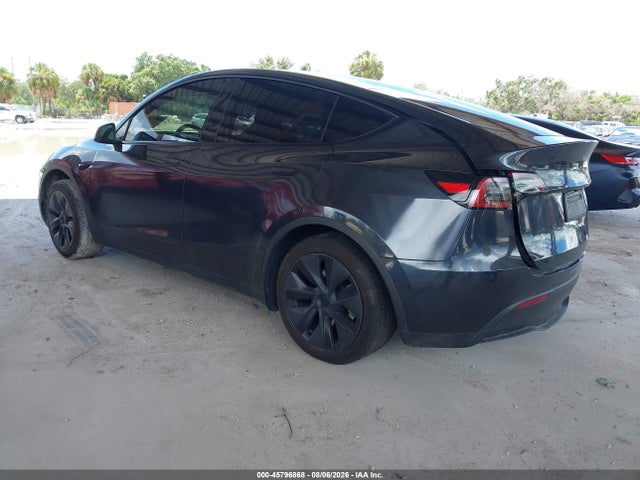 2025 Tesla Model Y Long Range Dual Motor Rear-wheel Drive მანქანა იყიდება აუქციონზე, vin: 7SAYGDED2SF229806, აუქციონის ნომერი: 45796868