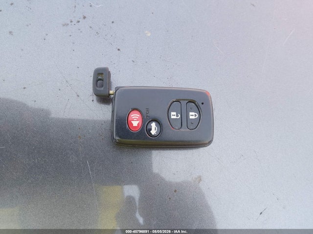 45796891 :رقم المزاد ، 4T4BF3EK2BR130474 vin ، 2011 Toyota Camry Xle مزاد بيع