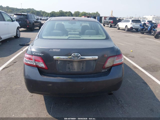 45796891 :رقم المزاد ، 4T4BF3EK2BR130474 vin ، 2011 Toyota Camry Xle مزاد بيع