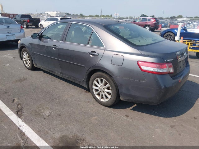 45796891 :رقم المزاد ، 4T4BF3EK2BR130474 vin ، 2011 Toyota Camry Xle مزاد بيع