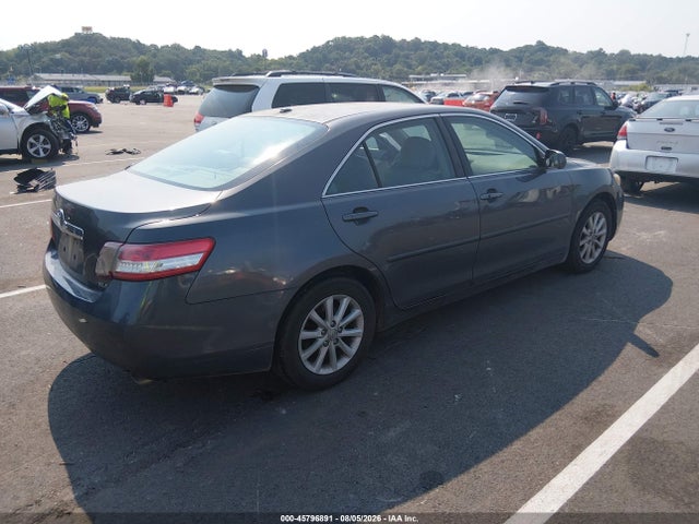 45796891 :رقم المزاد ، 4T4BF3EK2BR130474 vin ، 2011 Toyota Camry Xle مزاد بيع