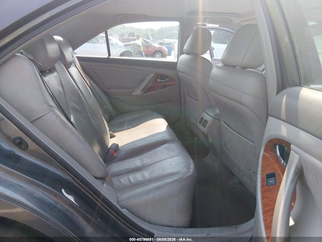 45796891 :رقم المزاد ، 4T4BF3EK2BR130474 vin ، 2011 Toyota Camry Xle مزاد بيع