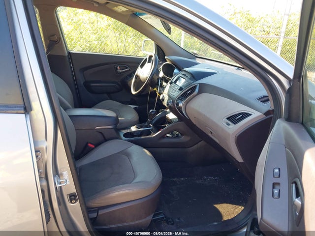 Продаж на аукціоні авто 2015 Hyundai Tucson Se, vin: KM8JUCAG1FU073123, номер лоту: 45796900