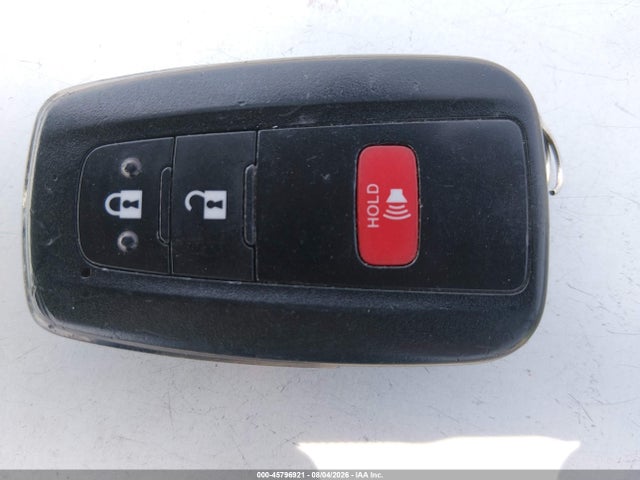 JTDKARFU0G3512841 Toyota Prius Three Touring