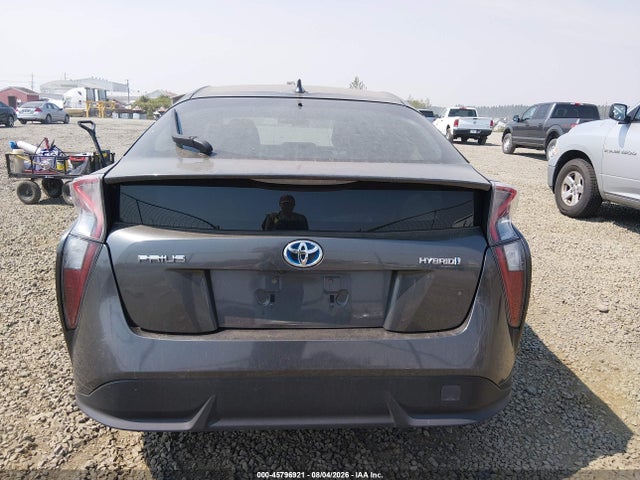 JTDKARFU0G3512841 Toyota Prius Three Touring
