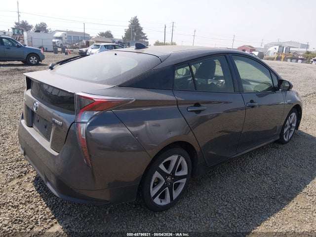 JTDKARFU0G3512841 Toyota Prius Three Touring
