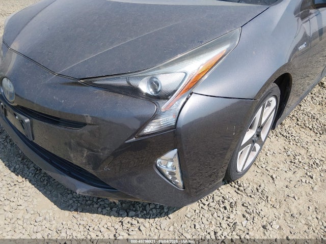 JTDKARFU0G3512841 Toyota Prius Three Touring