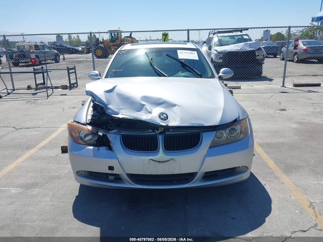 2007 Bmw 328i მანქანა იყიდება აუქციონზე, vin: WBAVC53517FZ81171, აუქციონის ნომერი: 45797002