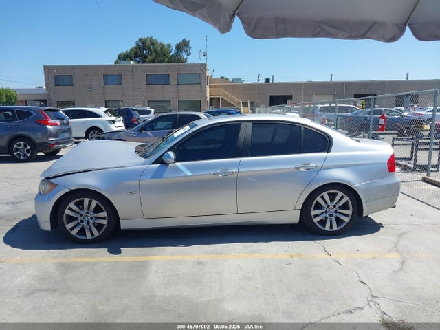2007 Bmw 328i მანქანა იყიდება აუქციონზე, vin: WBAVC53517FZ81171, აუქციონის ნომერი: 45797002