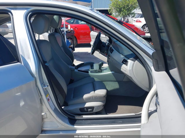 2007 Bmw 328i მანქანა იყიდება აუქციონზე, vin: WBAVC53517FZ81171, აუქციონის ნომერი: 45797002