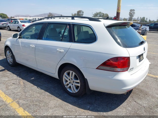 2013 Volkswagen Jetta Sportwagen 2.0l Tdi მანქანა იყიდება აუქციონზე, vin: 3VWPL7AJ6DM600849, აუქციონის ნომერი: 45797021