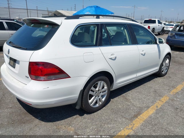2013 Volkswagen Jetta Sportwagen 2.0l Tdi მანქანა იყიდება აუქციონზე, vin: 3VWPL7AJ6DM600849, აუქციონის ნომერი: 45797021
