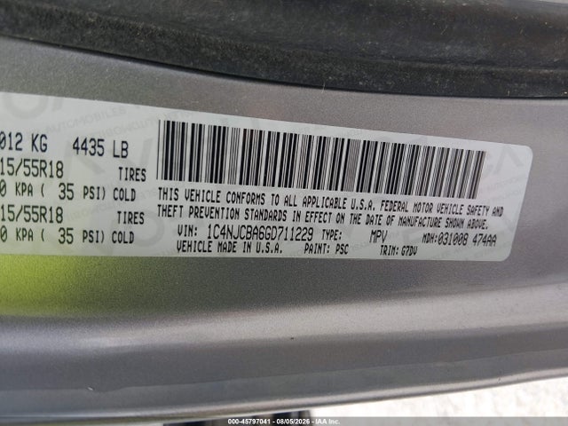 1C4NJCBA6GD711229 Jeep Compass Sport Se