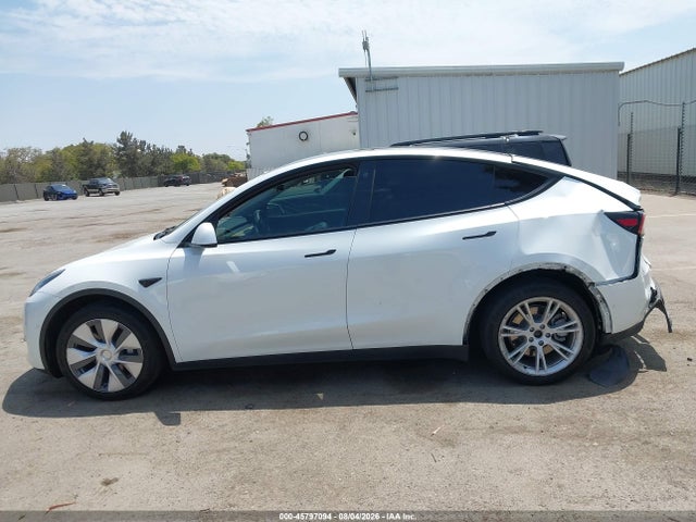 5YJYGAEEXMF243752 Tesla Model Y Long Range Dual Motor All-wheel Drive